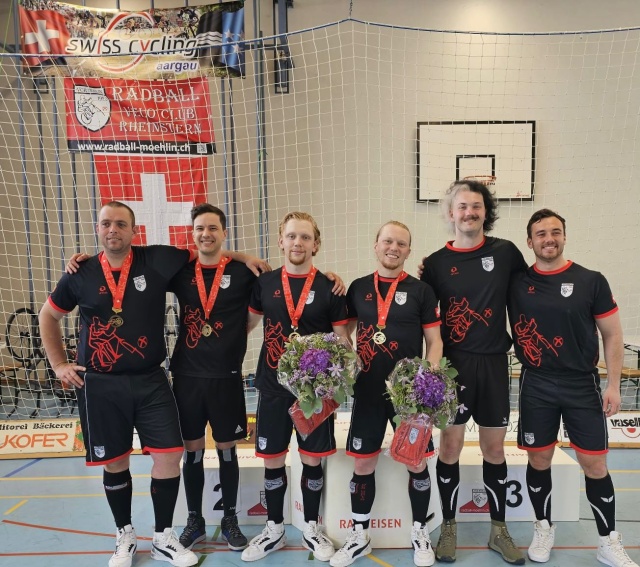 Die Teams der 1. Liga
v. l. Renato Bianco und Fabian Burch (Bronze), Tom Graf und Luc Graf (Gold), Stuart Mller und Raphael Schmid